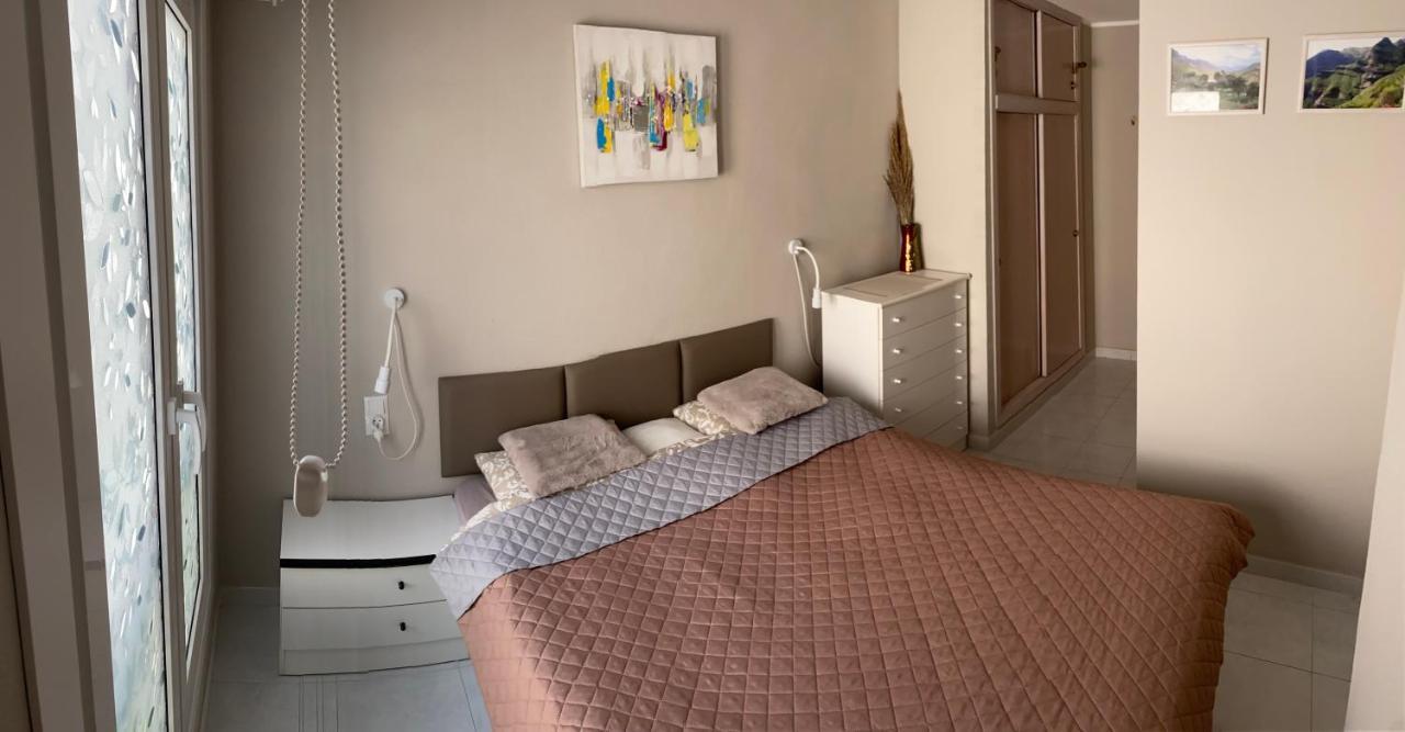 Casa Magdalena 2-Bedroom Apartament Between The Los Locos And Del Cura Beaches トレビエハ エクステリア 写真